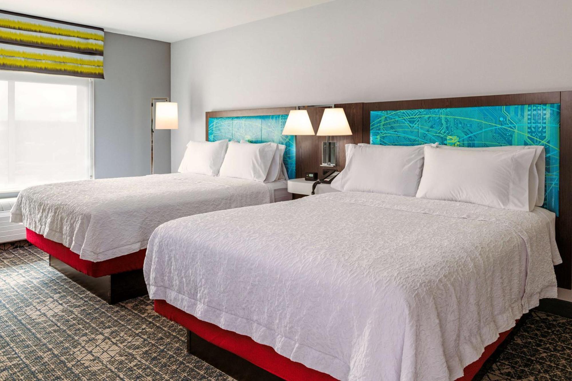 Hampton Inn & Suites Pittsburgh New Stanton Pa Eksteriør billede