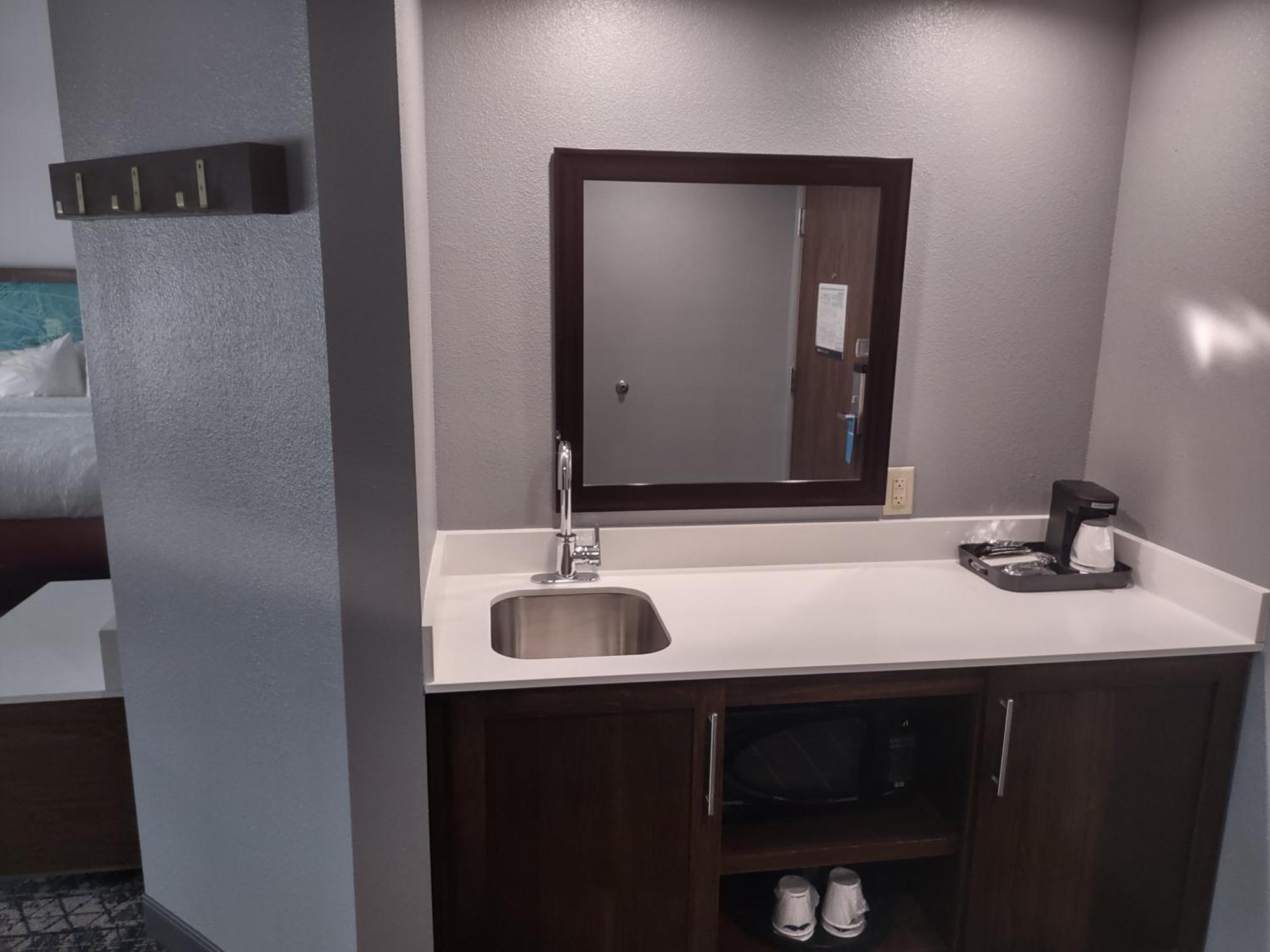 Hampton Inn & Suites Pittsburgh New Stanton Pa Eksteriør billede