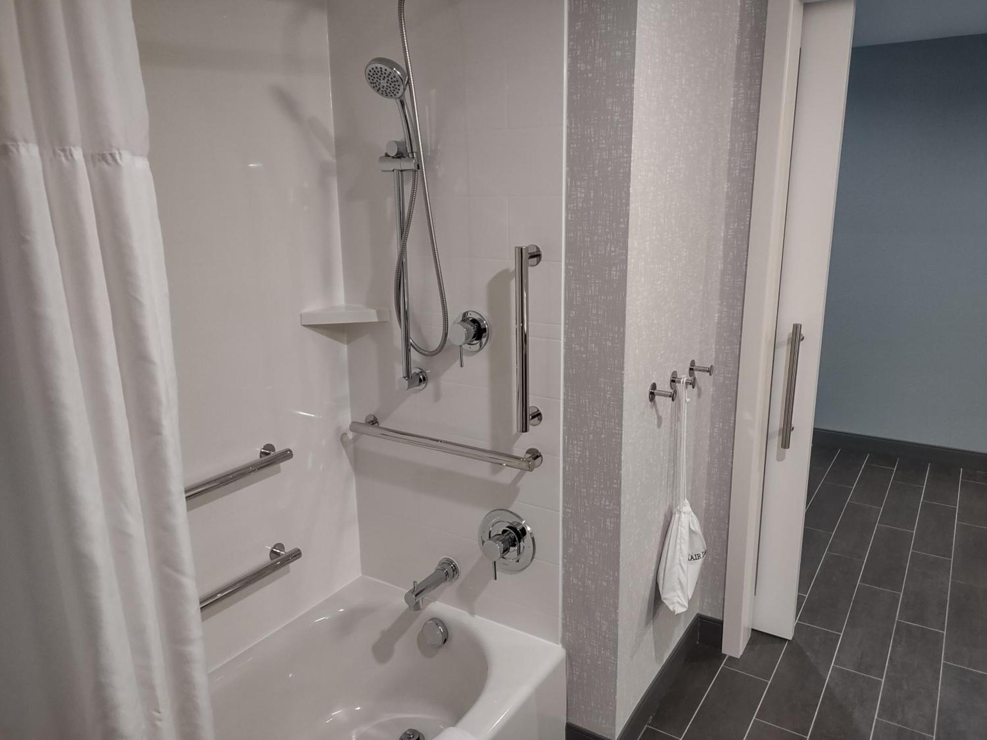 Hampton Inn & Suites Pittsburgh New Stanton Pa Eksteriør billede